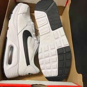 Nike White Comfort Insole Sneakers